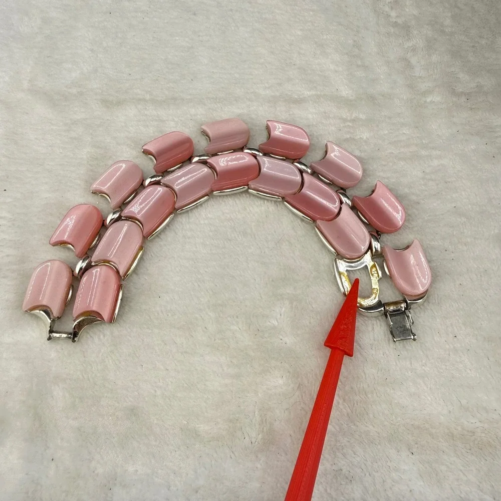 Vintage Lisner REPAIR Bracelet Pink Thermoset Silver Tone Mid-Century 7in READ